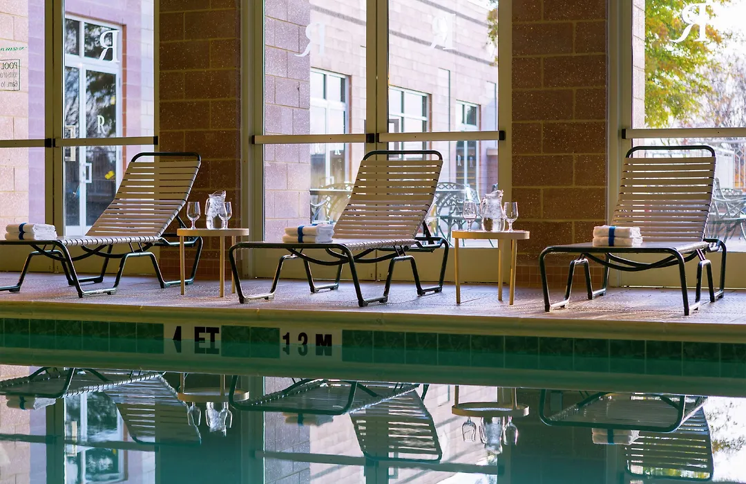 Hilton Charlotte Airport Hotel-1